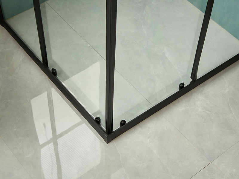 SQ スライド式シャワーエンクロージャ、透明強化ガラス、ブラックアルミニウムプロファイル、二重穴ハンドル、トレイ付き SQ スライド式シャワーエンクロージャ、透明強化ガラス、ブラックアルミニウムプロファイル、二重穴ハンドル、トレイ付き